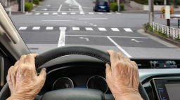 Počet seniorů usmrcených při nehodách roste. Co je ohrožuje nejvíce?