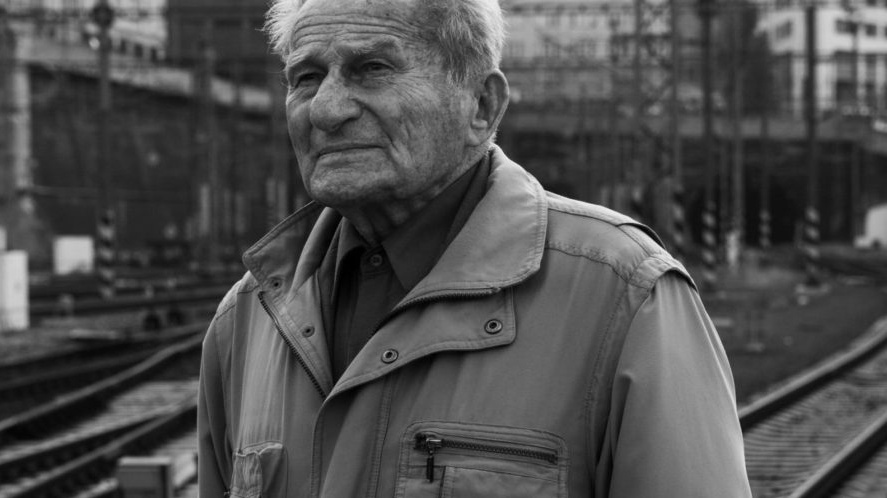 Vedení Konfederace politických vězňů chce 'spolek muklů' rozpustit. Bez vědomí svých členů již rozdává majetek