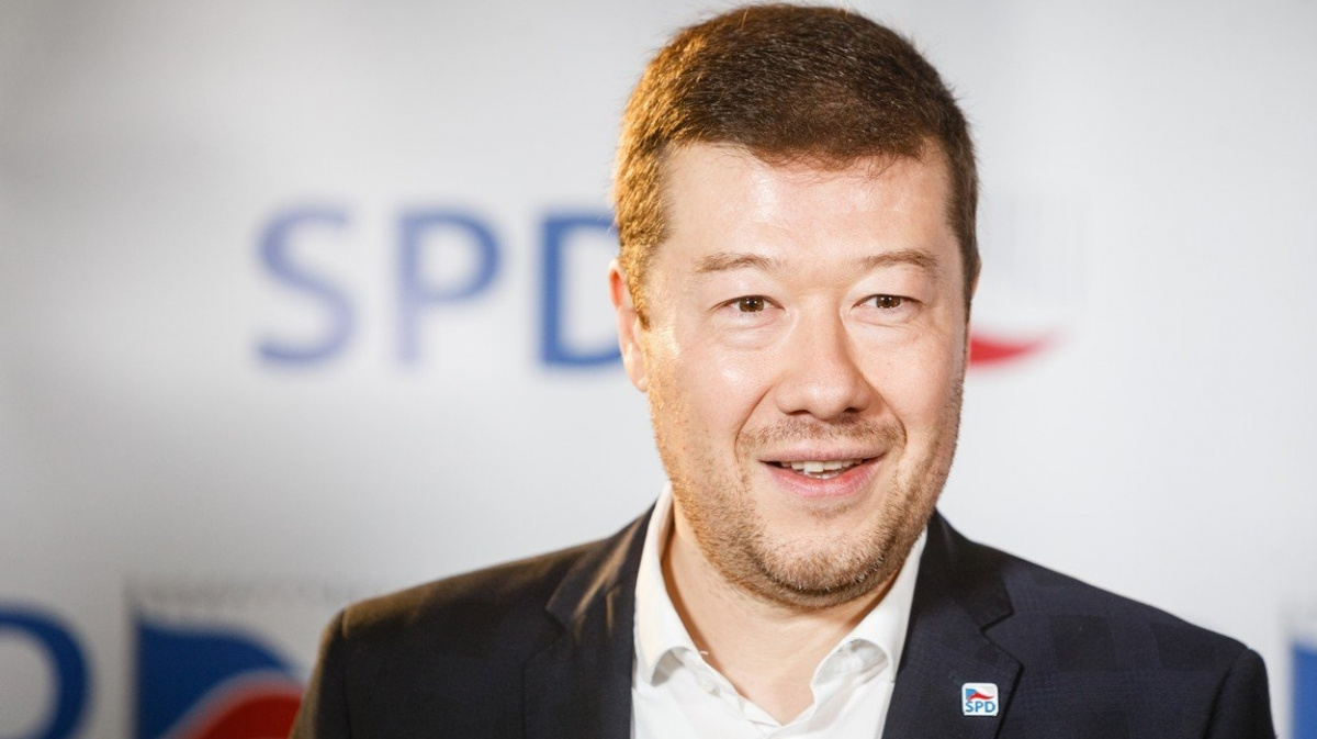 Okamura a Rozner nebudou stíháni za výroky o Letech, trestný čin prý nespáchali