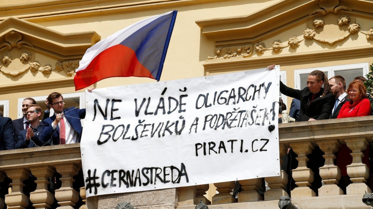 Když strany hrají ruskou ruletu...