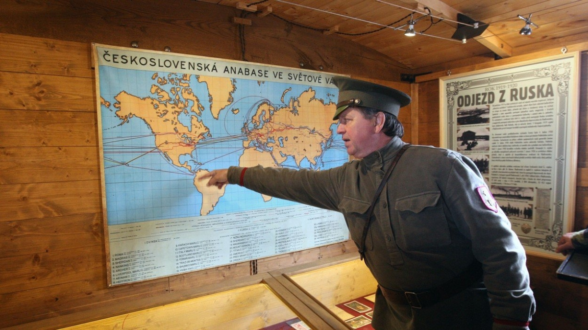 Pro Čechoslováky Velká válka skončila, válčení nikoliv