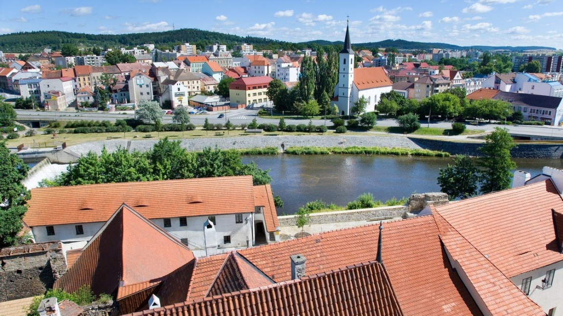 Volby ve Strakonicích jsou neplatné, vítězná strana si to zavařila během kampaně