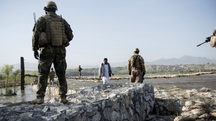 Čeští vojáci jsou prý vyšetřováni kvůli smrti Afghánce obviněného ze zabití psovoda Procházky