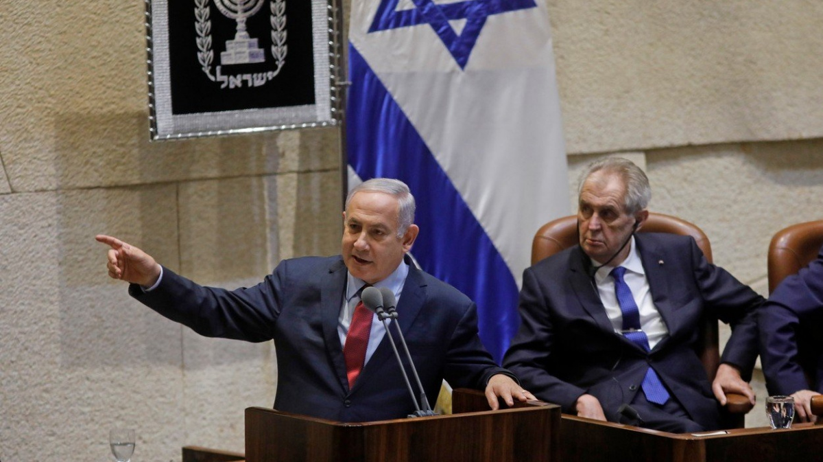 Zeman v Jeruzalémě otevřel Český dům. Doufá i v ambasádu a hospodu