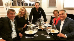 Babiš se tváří jako chodící reklama na Česko, obrazu země ale škodí čím dál víc