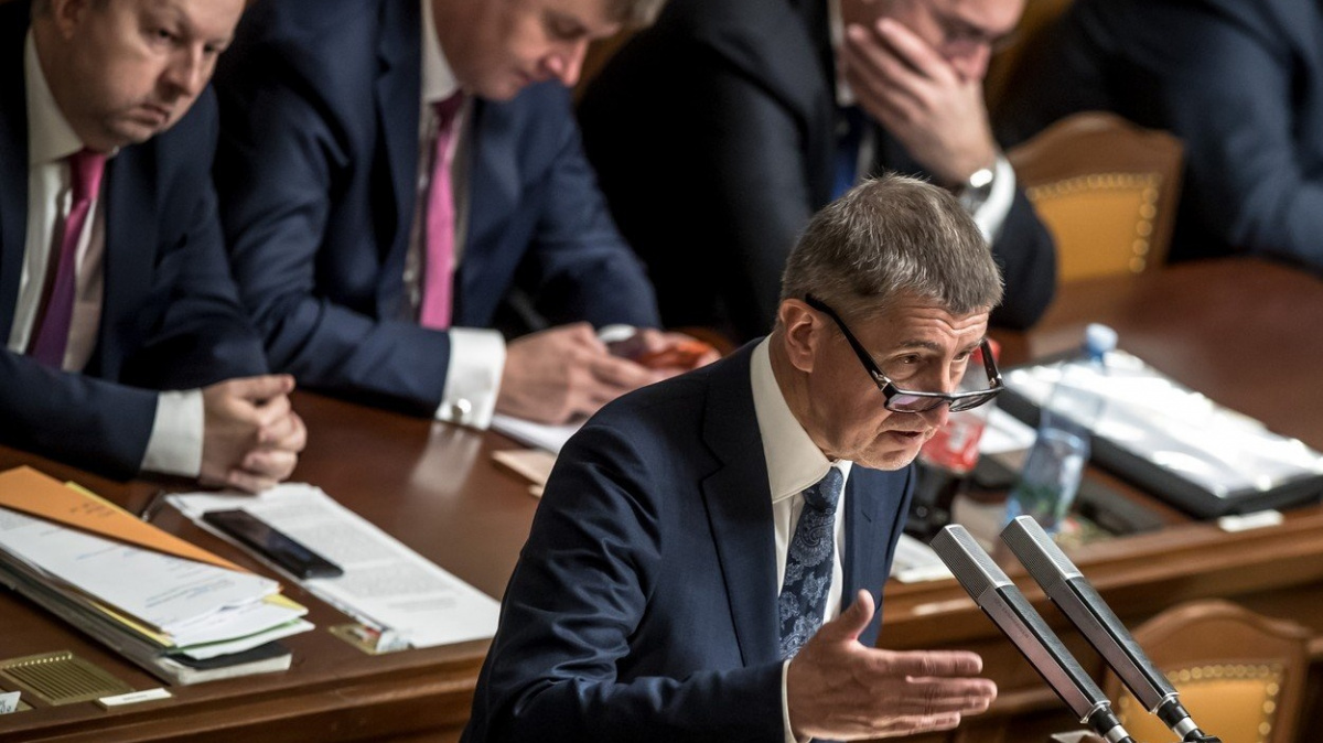 Vzít syrské sirotky do Česka je nesmysl, trvá na svém Babiš