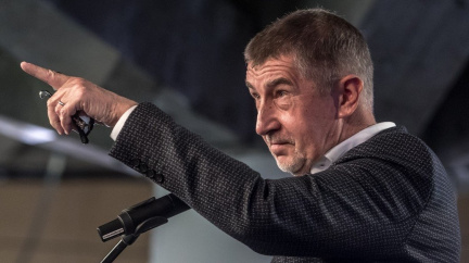 Komentář: Babiš má na výběr: Demise, nebo Agrofert bez dotací