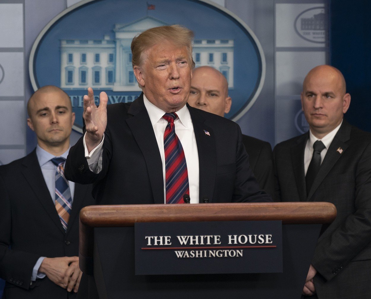 Demokraté podle Trumpa vědí, že ho neporazí ve volbách, proto volají po ústavní žalobě