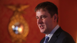 Aktualizováno: Petříček hodlá kandidovat na místopředsedu ČSSD. Hamáček to vítá