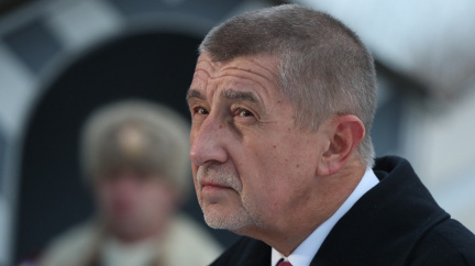 Babiš stáhl žalobu na bývalého člena StB Sarkocyho
