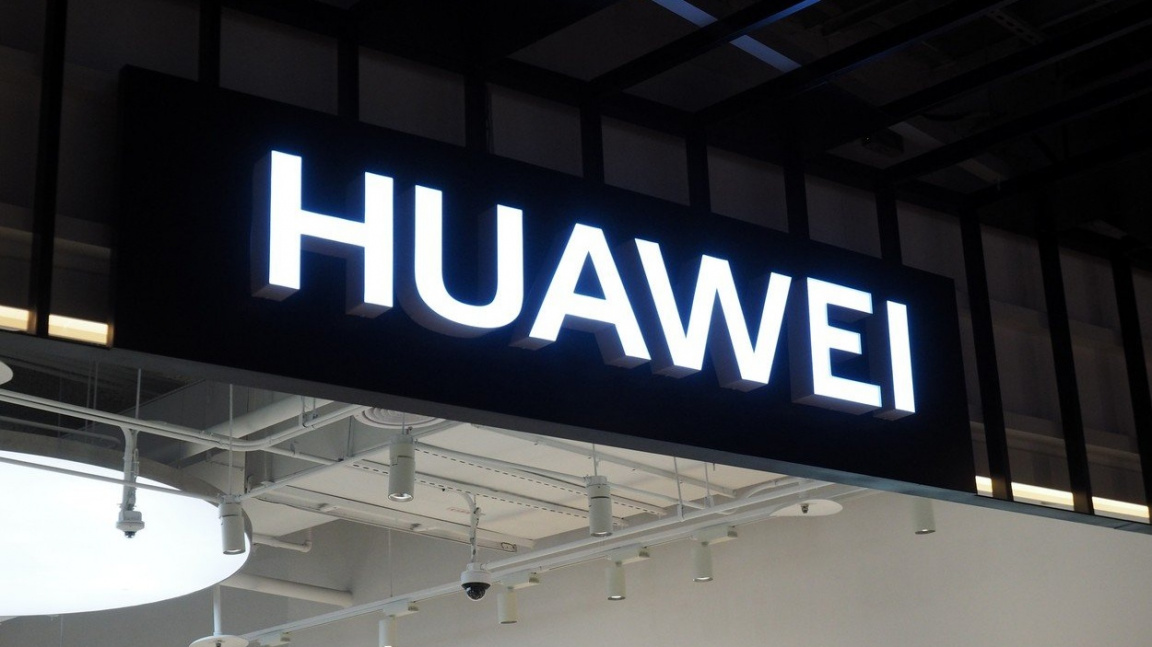 Problémem kolem Huawei by se měla zabývat Evropská rada, míní Babiš