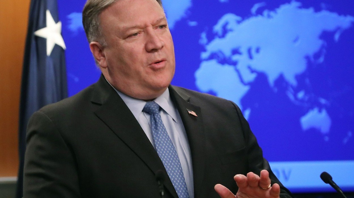 Spojené státy odstupují od smlouvy o raketách, půl roku se ještě může jednat