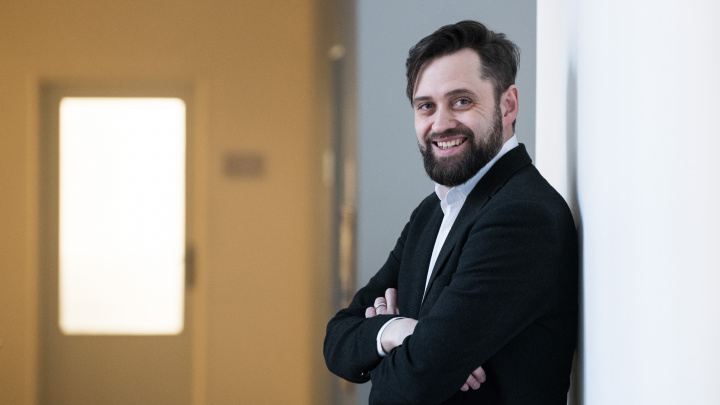 Střední vrstva u nás stagnuje, socialismus pro bohaté jede dál