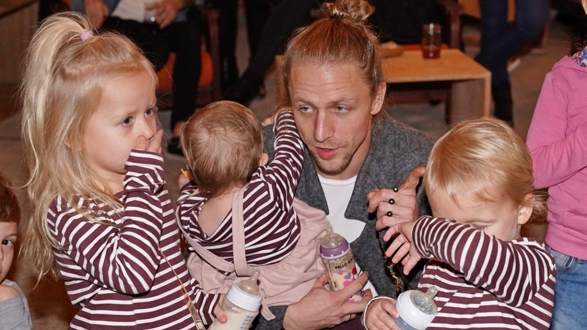 Milujte se a množte se, jinak vám stát důchod nedá