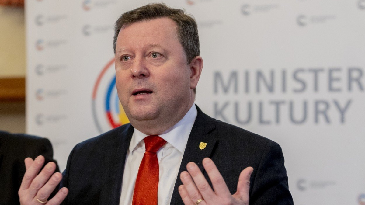 Rezignujte, vyzvali ministra Staňka zaměstnanci olomouckého muzea