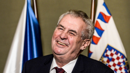 Komentář: Miloš Zeman je politický sitcom na účet daňových poplatníků