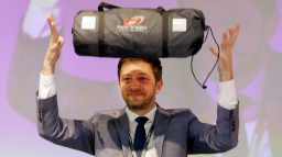 Komentář: Volit v šestnácti? A proč zrovna teď?