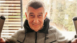 Babiš si plete pojmy. Politický proces není totéž, co proces s politikem