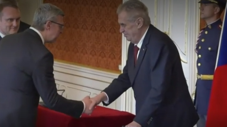 Zeman jmenoval nové ministry a vicepremiéry