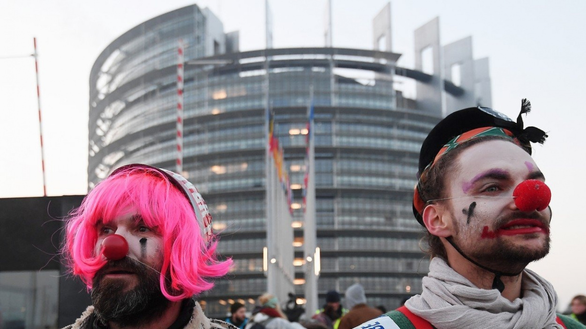 Česko volí nejdražší cirkus světa. Víte vůbec, kolik stojí?