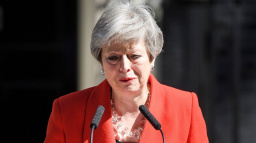 Aktualizováno: Mayová odchází, rezignuje 7. června