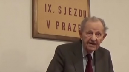 Spravedlnost pro oběti pohraničníků: Štrougal i Jakeš vědí, že jsou v Německu vyšetřováni