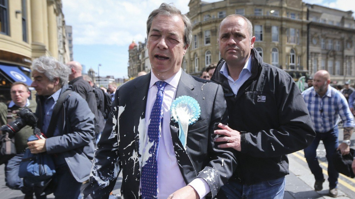 Mléčné koktejly jako nový postrach politiků