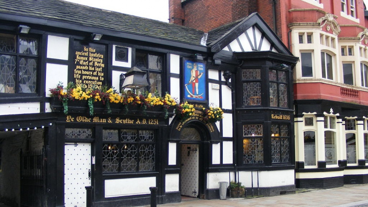 Pivo a nášup historie: Nejstarší hospody světa mají přes tisíc let