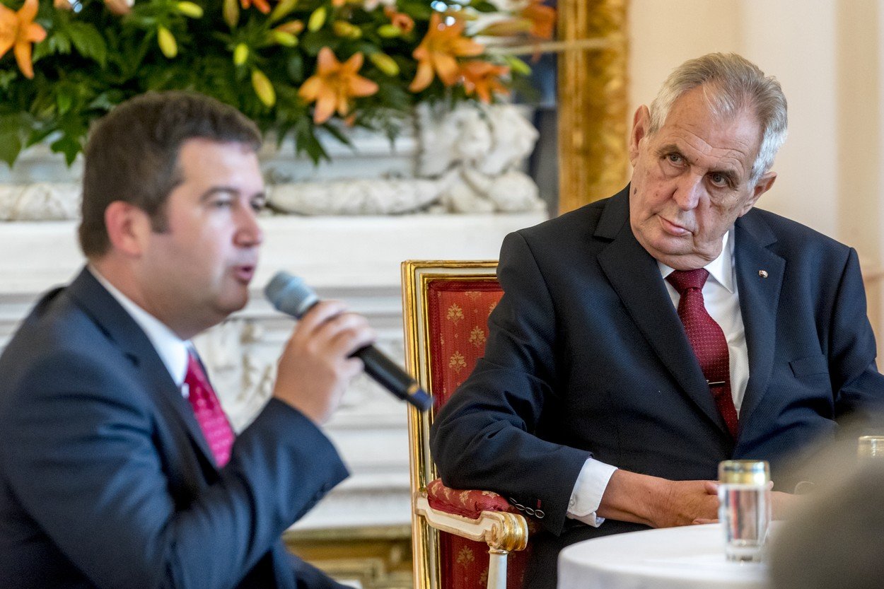 Boj o ministra kultury: Dopadne Šmarda jako Poche?