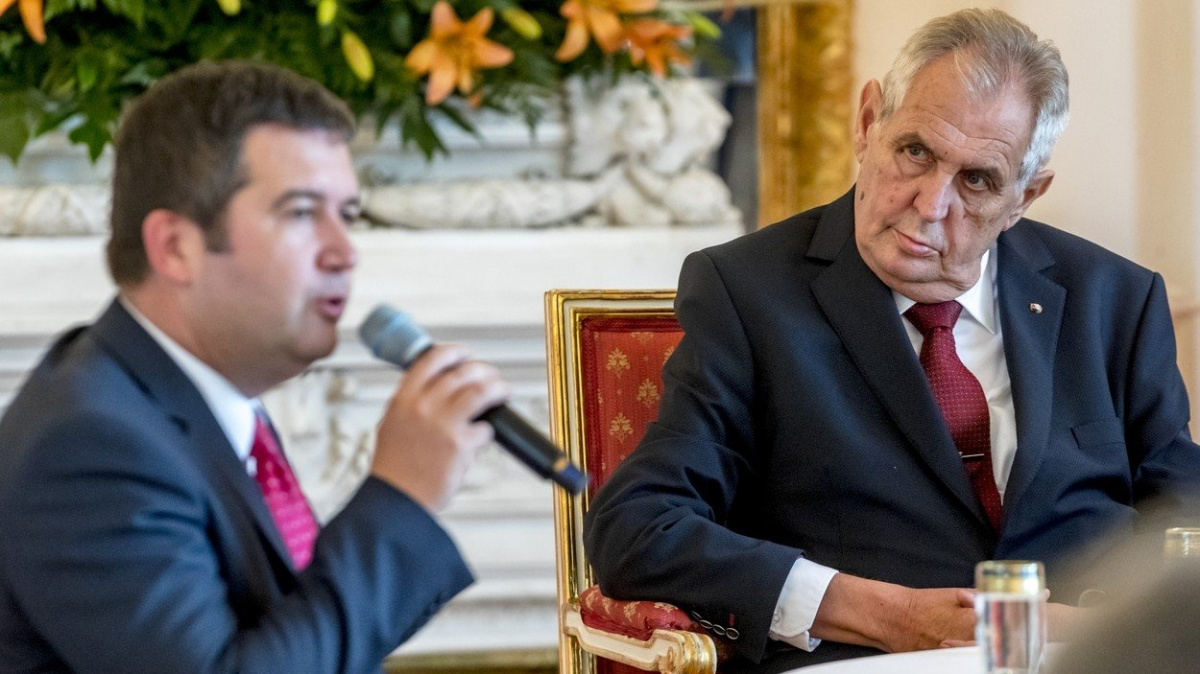 Boj o ministra kultury: Dopadne Šmarda jako Poche?