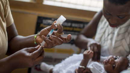 Válka proti obávanému zabijákovi v Africe začala. Zmizí malárie ze světa?