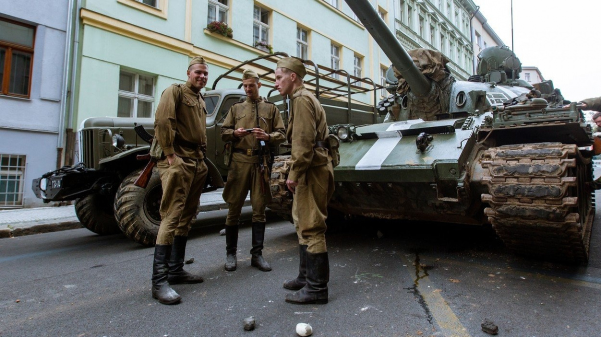 Okupanti, nebo váleční veteráni? Návrh sporného zákona nepodporuje ani ruský režim