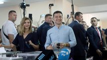 Zelenského Sluha lidu získal v ukrajinském parlamentu většinu