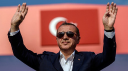 Komentář: Alláhu akbar! Sultán Erdogan poturčuje Evropu