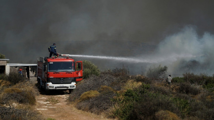 Aktualizováno: Řekové bojují s desítkami lesních požárů, hoří i na Gran Canarii