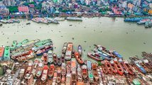 Přístav a loděnice v Dháce