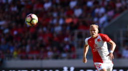 Sešívaní jsou blízko milionům, děsí je však 19 let staré vzpomínky