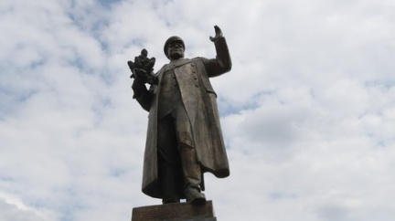 Koněvova socha se přestěhuje, nahradí ji památník osvobození Prahy