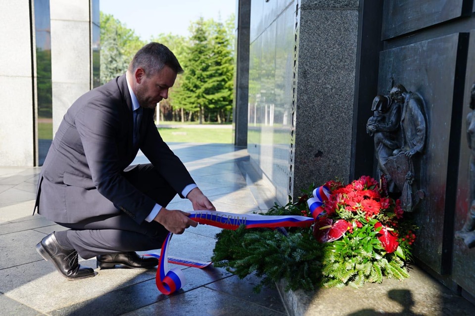 Slováci pomník Koněva postavit odmítli. 'Ignoroval utrpení, udával kolegy,' sepsali historici