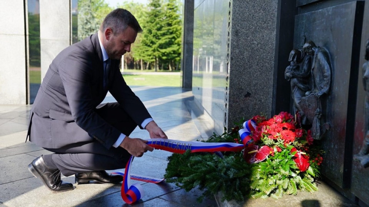 Slováci pomník Koněva postavit odmítli. 'Ignoroval utrpení, udával kolegy,' sepsali historici