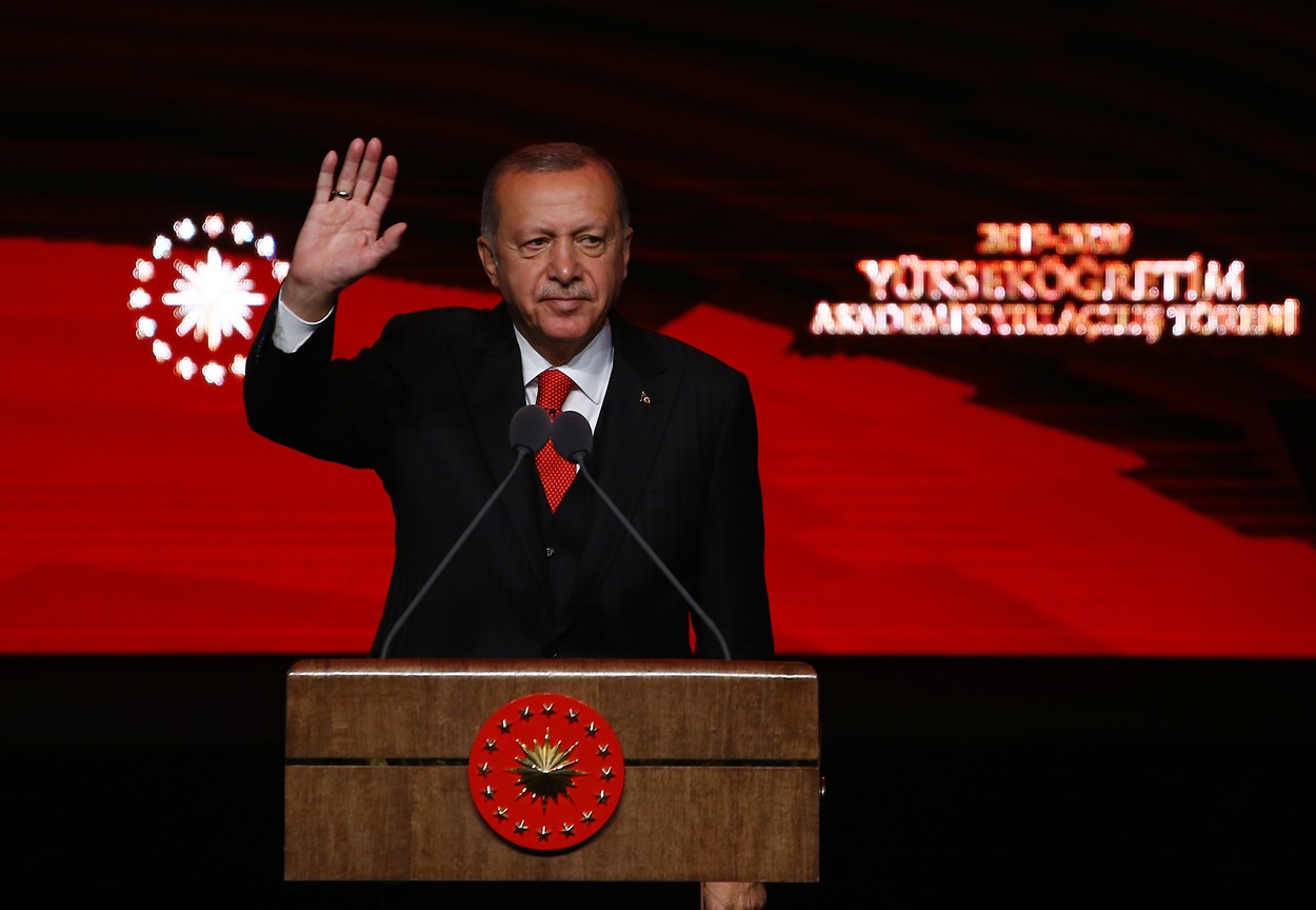 Erdoganův muž v Praze: Nový turecký velvyslanec má škraloup z korupčního skandálu