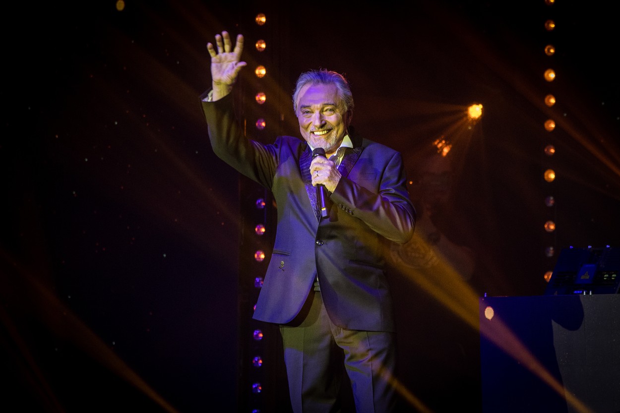 Zemřel Karel Gott