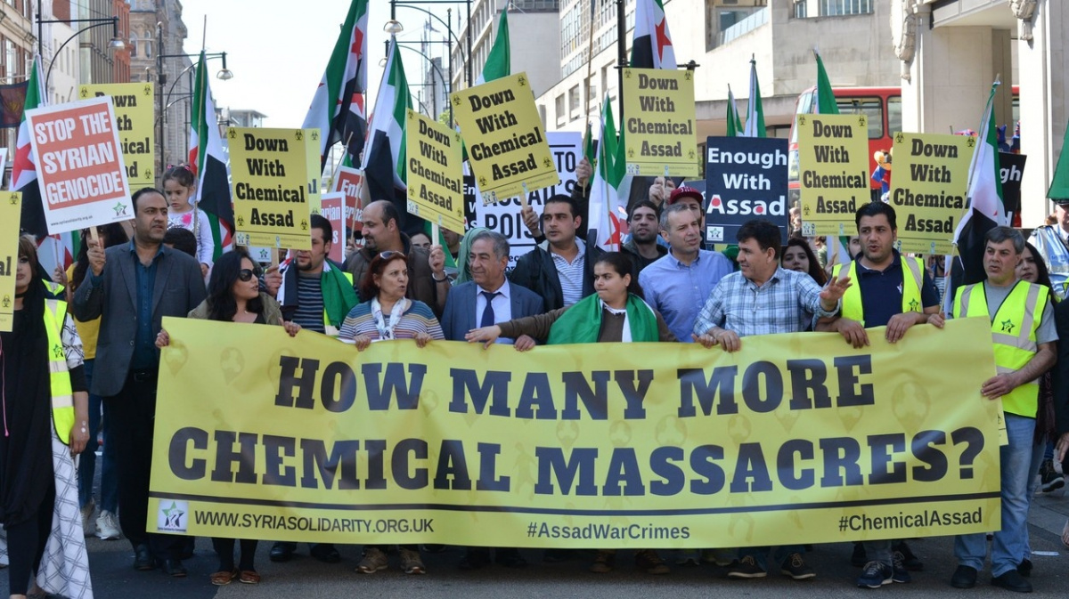 Česká velvyslankyně Eva Filipi v Sýrii nadále vydává víza prominentům Asadova režimu