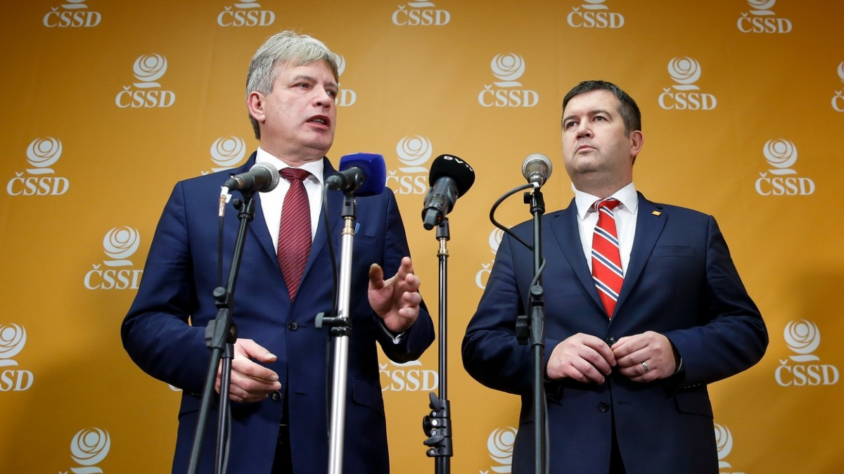 Život po životě: Co čeká ČSSD po krajských volbách?