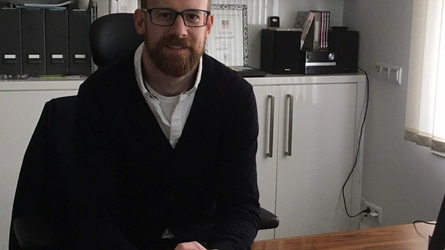 Výhrůžky smrtí starostovi Prahy 6 kvůli kauze Koněv. Padl první trest, další lidi policie vyšetřuje