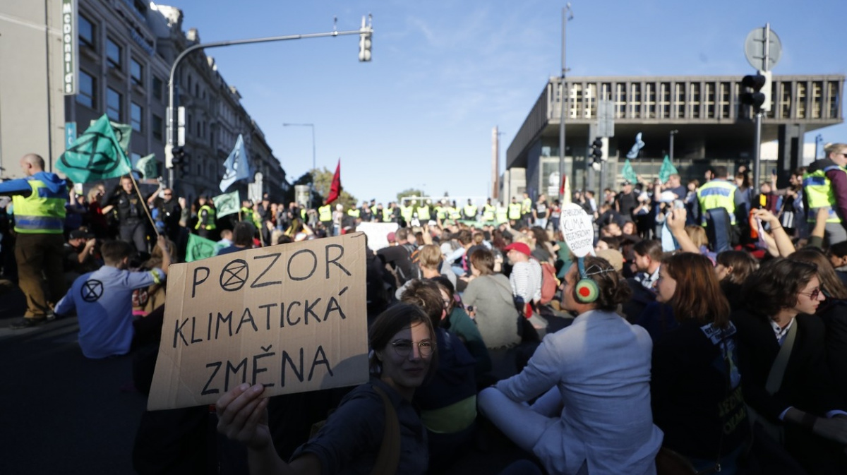 Zachrání klimatičtí rebelové svět nebo roztočí vlnu represe?