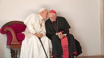 Dva papežové: Nepřijatelné rouhání, nebo milý snímek o přátelství dvou staříků?