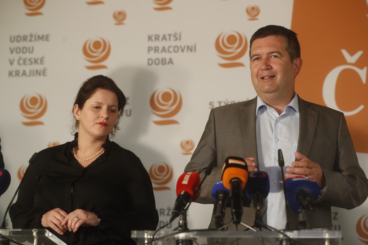 Maláčová dělá rozruch: Stáhne ČSSD ke dnu, nebo ji zachrání?