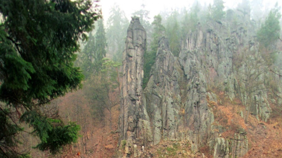 Svatošské skály ukrývají tragickou lásku