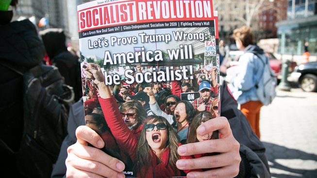profimedia-0420111987 socialism revolution
